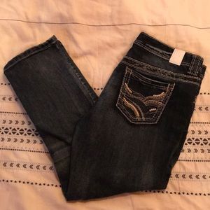 EUC size 11/12 Maurices capri jeans